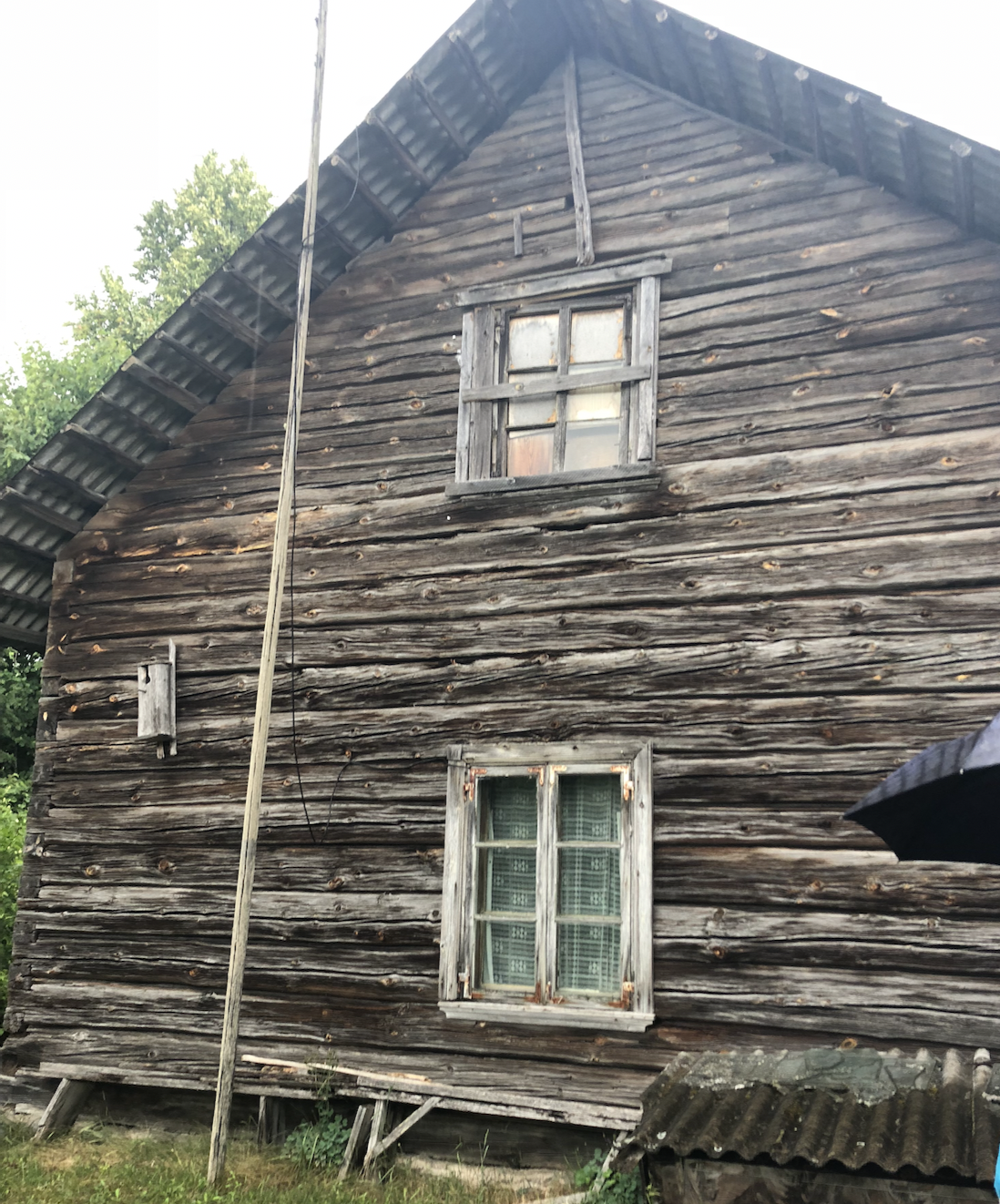 Old wooden Home In latvia 