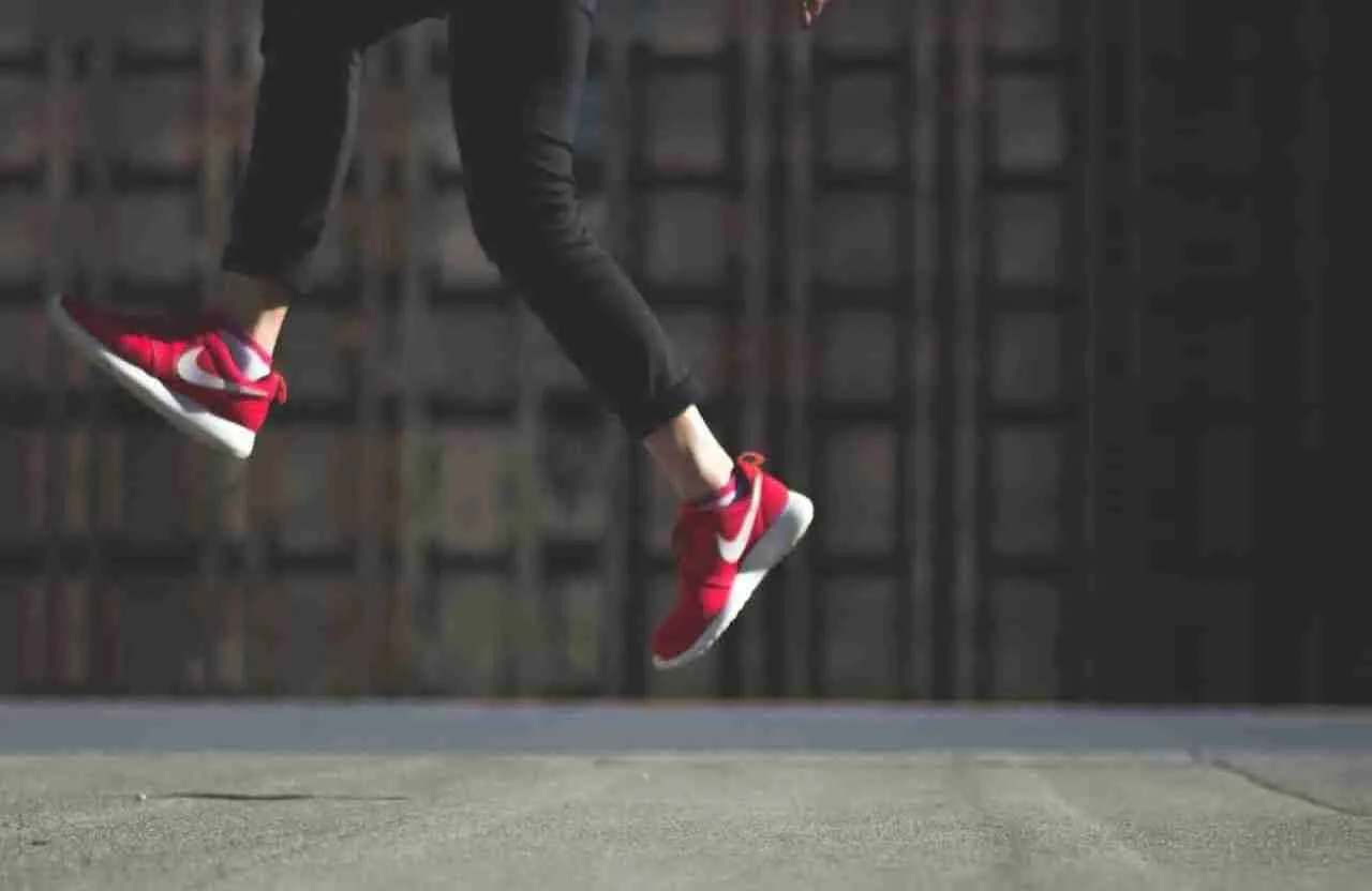 10 ways to stay motivated to workout Set realistic goals