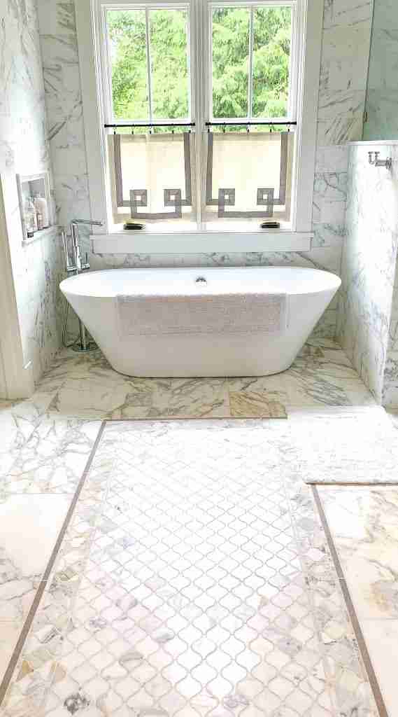 white marble bathroom