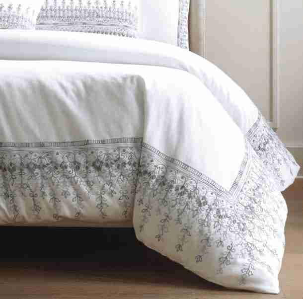 5 SIMPLE WAYS TO CREATE A MINDFUL HOME. Mindful bedroom with a well-made bed