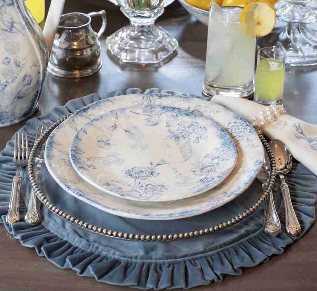 Velvet Ruffle Placemats