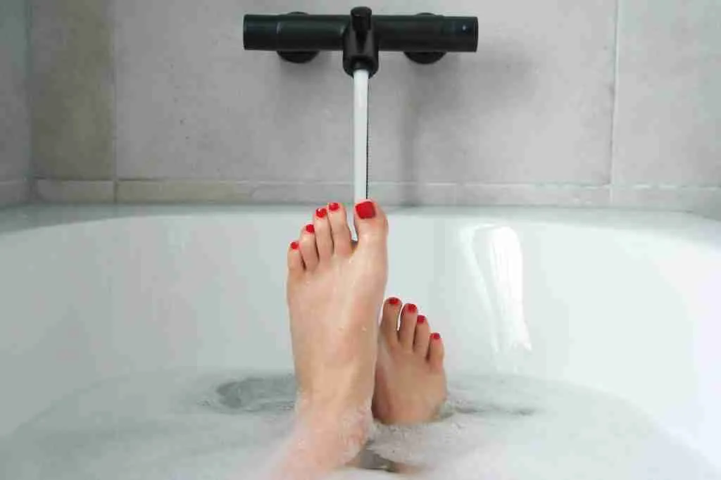 Happy feet, relaxing. Woman laying in bath. Nominated!🎈