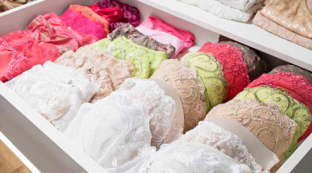how to organize bras in a drawer