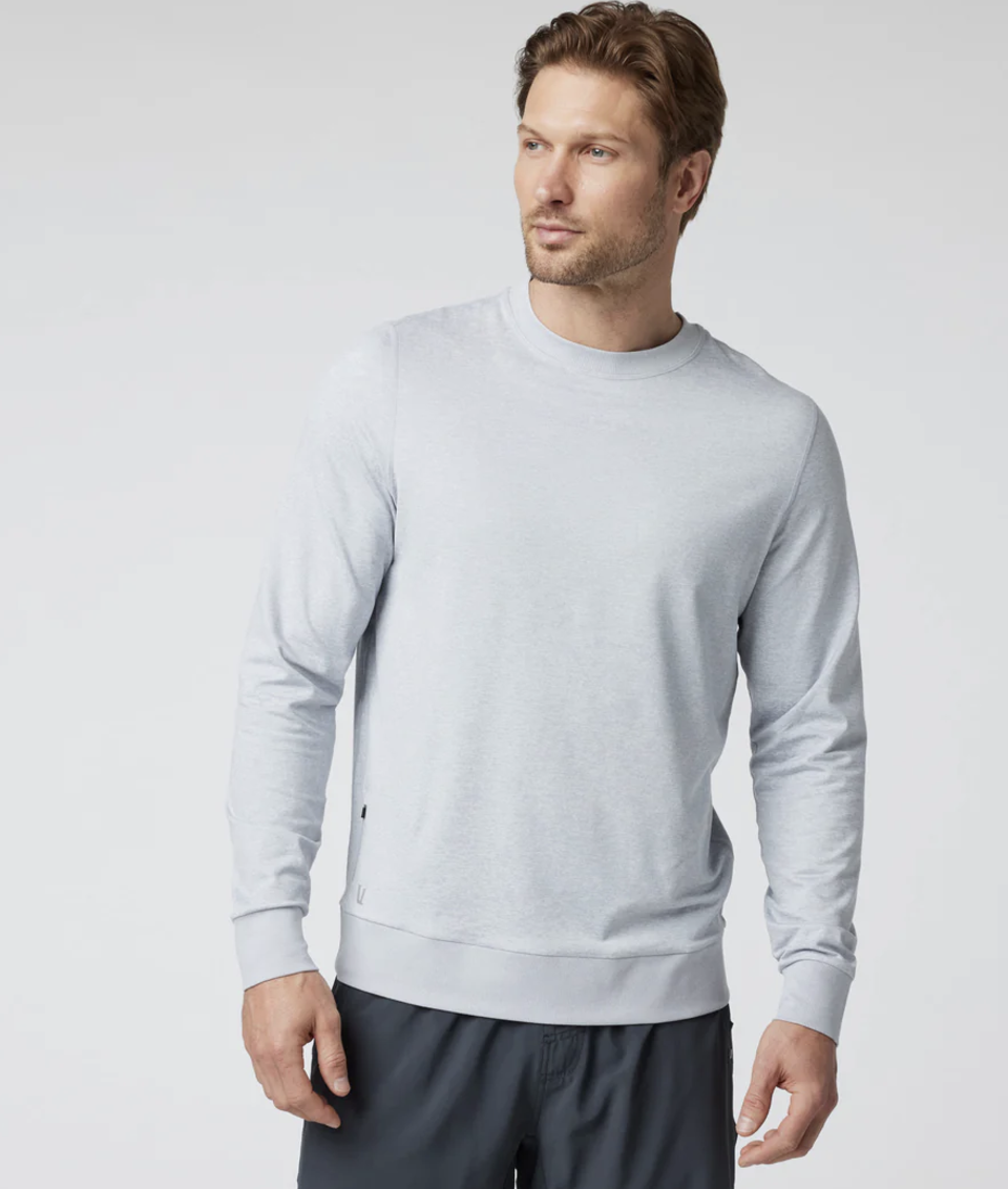 the Ponto Crew pullover in our signature DreamKnit™ fabric is made with our buttery-soft performance stretch knit that is quick drying and moisture wicking.