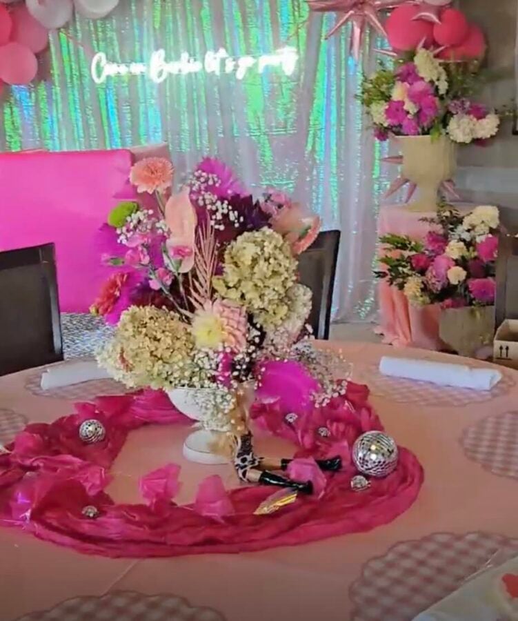Barbie themed centerpiece